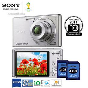 C&acirc;mera Digital Sony Cyber - shot DSC - W530 / S Prata com 14.1 MP, LCD 2.7 &acute; , Foto Panor&acirc;mica, Smile Shutter e Face Detection + Cart&atilde;o MS 4GB + Cart&atilde;o SD 2GB - cod. 1000022476